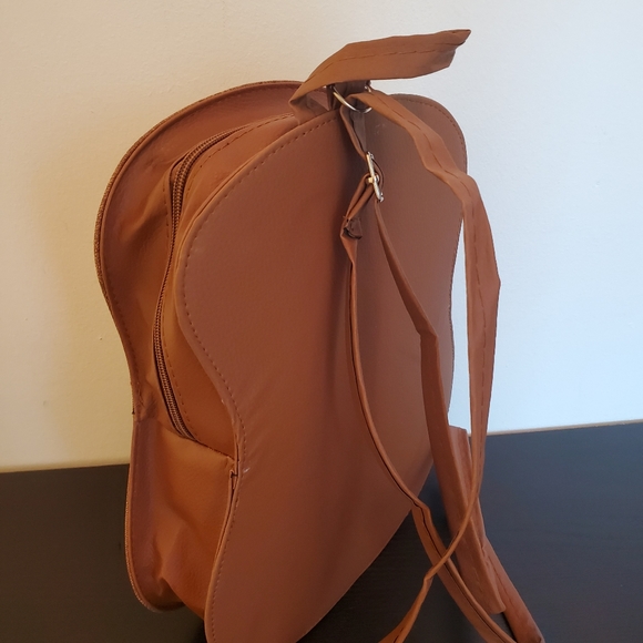 Backpack 🎒 - Picture 4 of 4